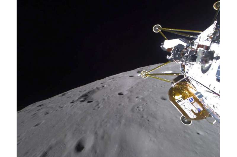 Sonda Athena pousa perto do polo sul da Lua