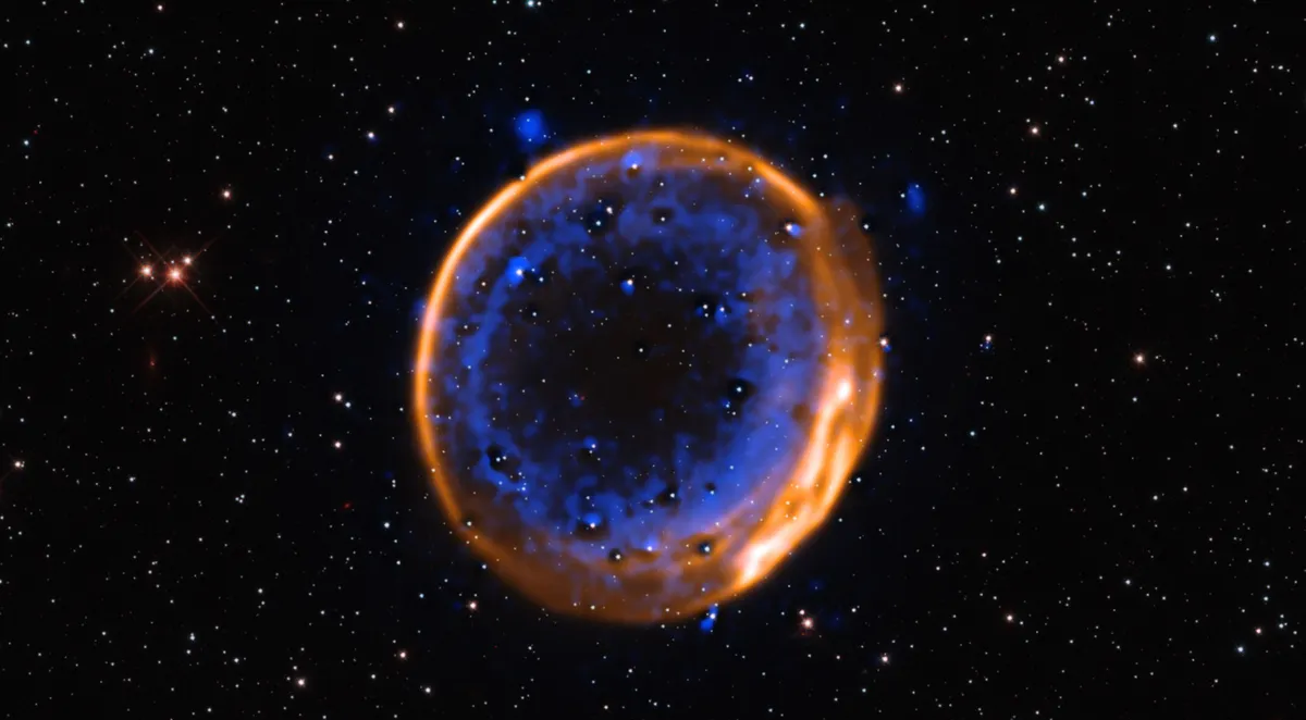 Astrônomos registram pela primeira vez imagem de estrela morta que explodiu duas vezes
